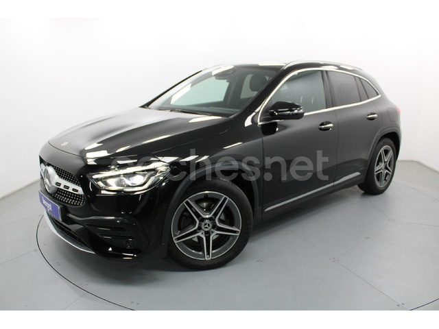 MERCEDES-BENZ GLA GLA 200 D 4MATIC