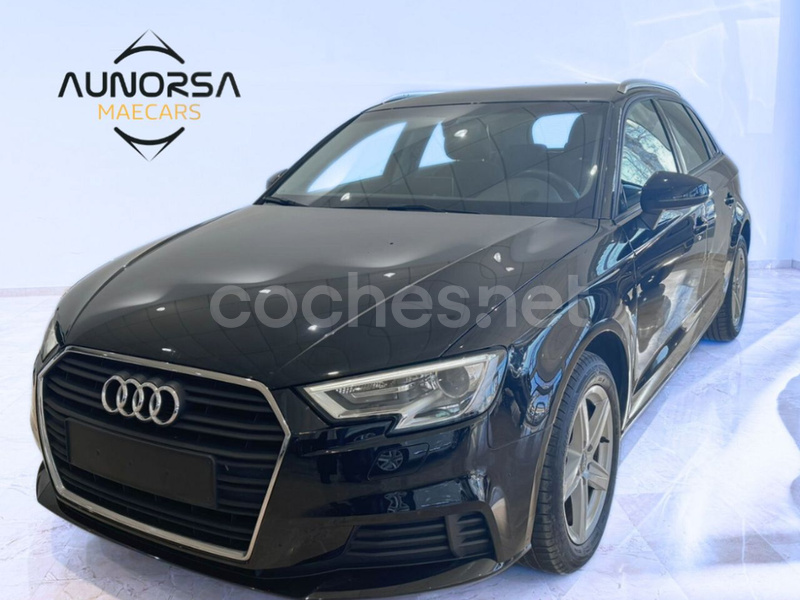 AUDI A3 30 TFSI Sedan