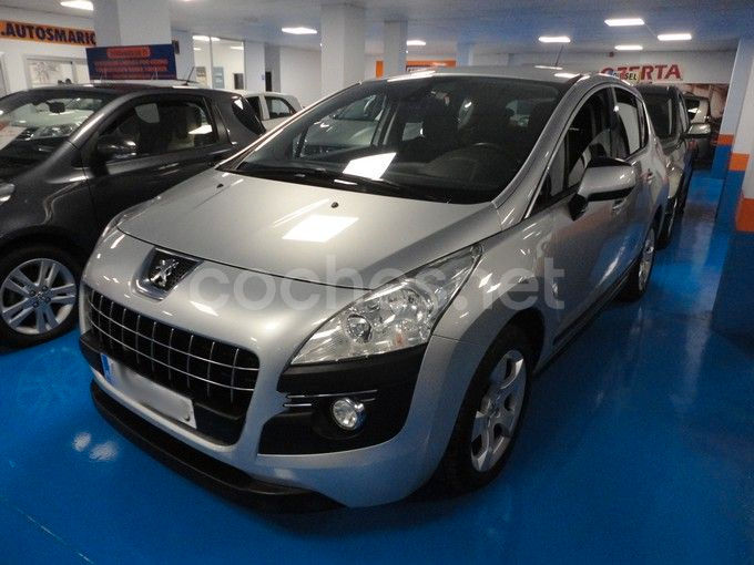 PEUGEOT 3008 Premium 1.6 HDI 112 FAP