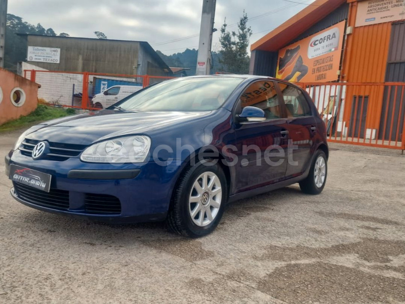 VOLKSWAGEN Golf 1.9 TDI Conceptline