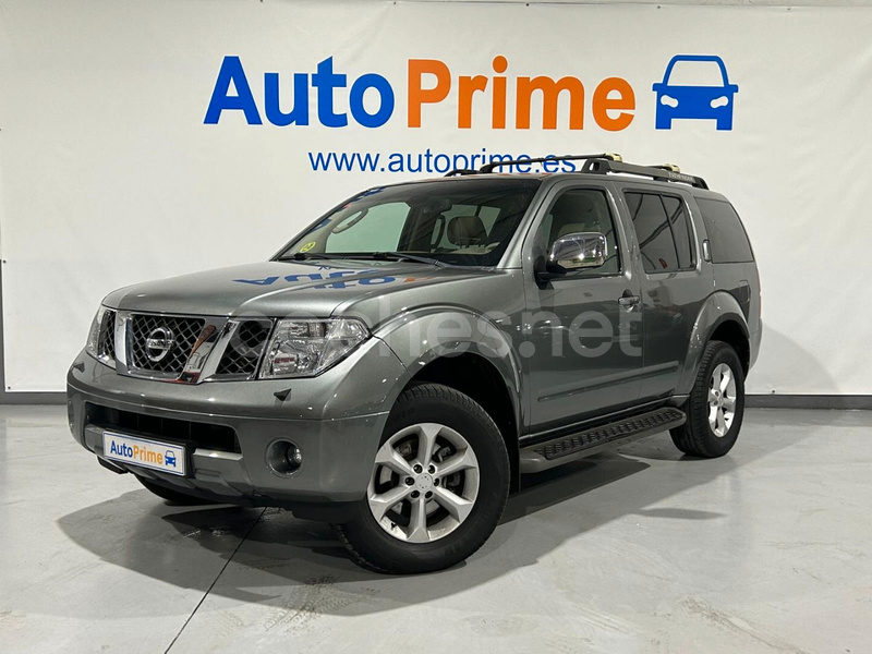 NISSAN Pathfinder 2.5 dCi XE 7 plazas