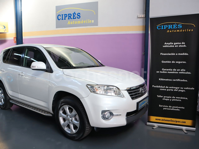 TOYOTA Rav4 2.2 D4D Executive 4x4