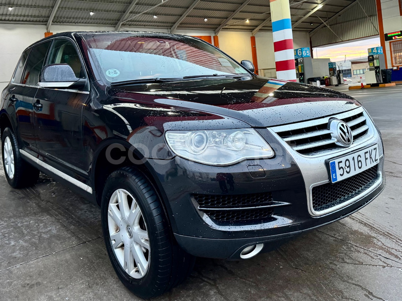 VOLKSWAGEN Touareg 2.5 R5 TDI Country Tiptronic