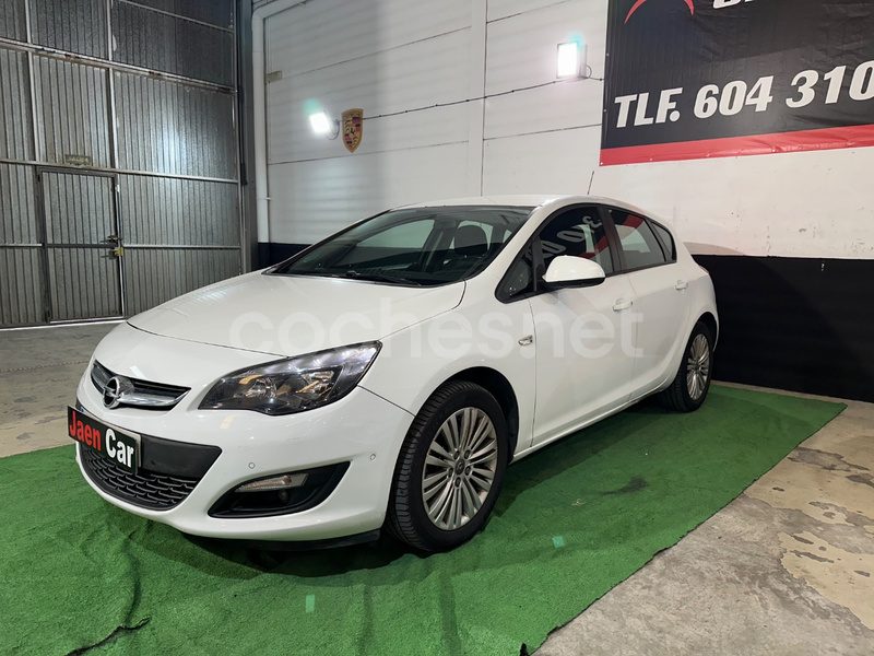 OPEL Astra 1.6 CDTi SS 110 CV Excellence