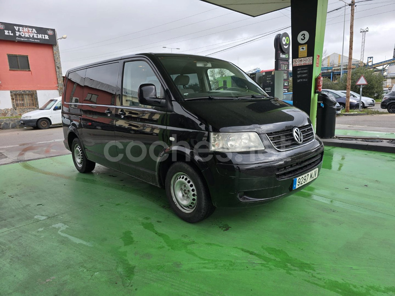 VOLKSWAGEN Multivan 2.5TDI