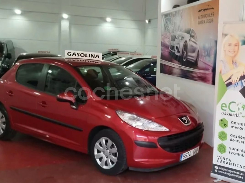 PEUGEOT 207 Confort 1.4 75