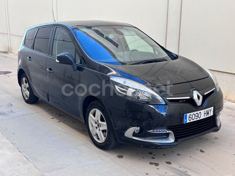 RENAULT Grand Scénic Dynamique dCi 110 EDC