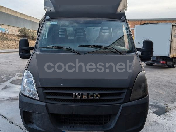 IVECO DAILY 40C18 + SEMIREMOLQUE MONTULL