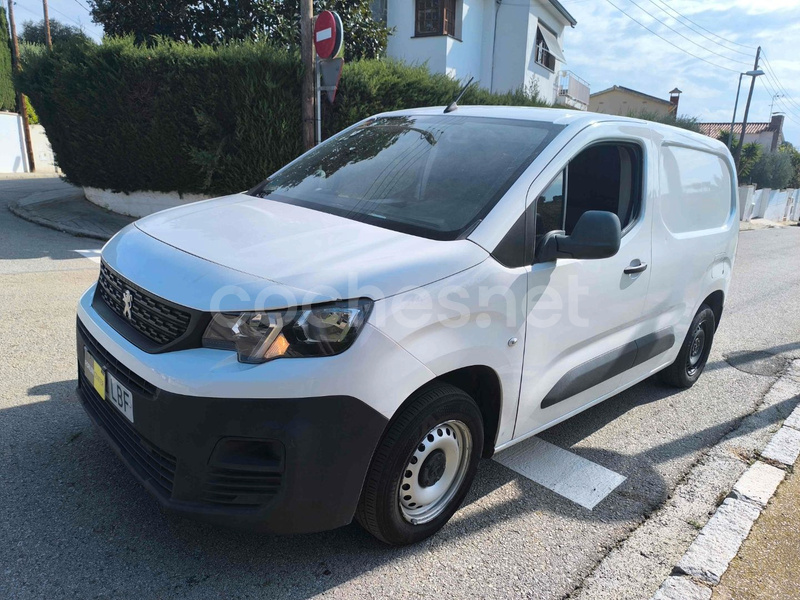 PEUGEOT Partner Premium Standard 600kg BlueHDi