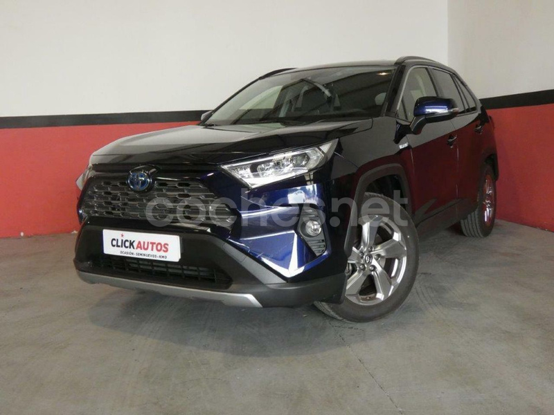 TOYOTA Rav4 2.5l 220H Advance