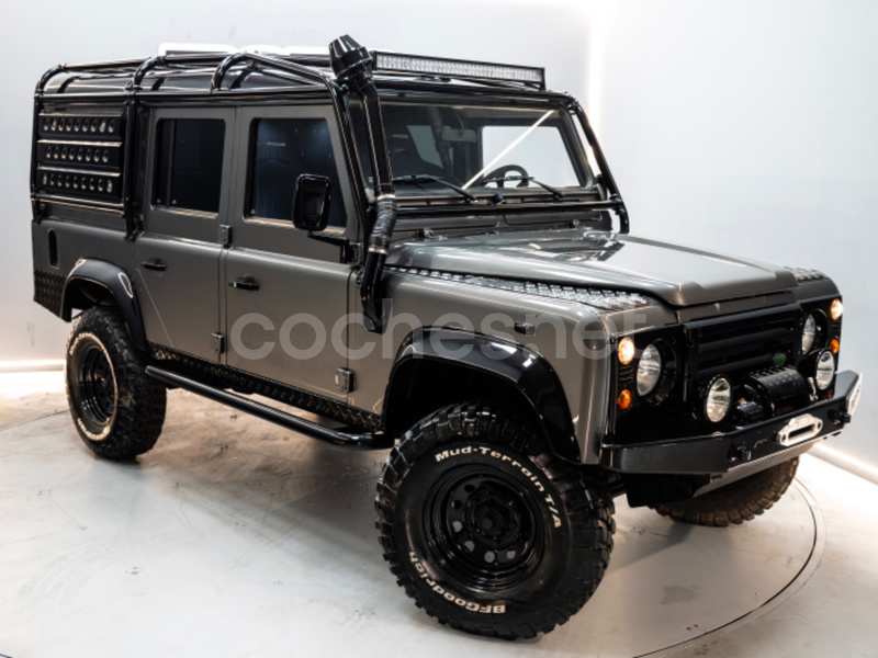 LAND-ROVER Defender 110 SW SE