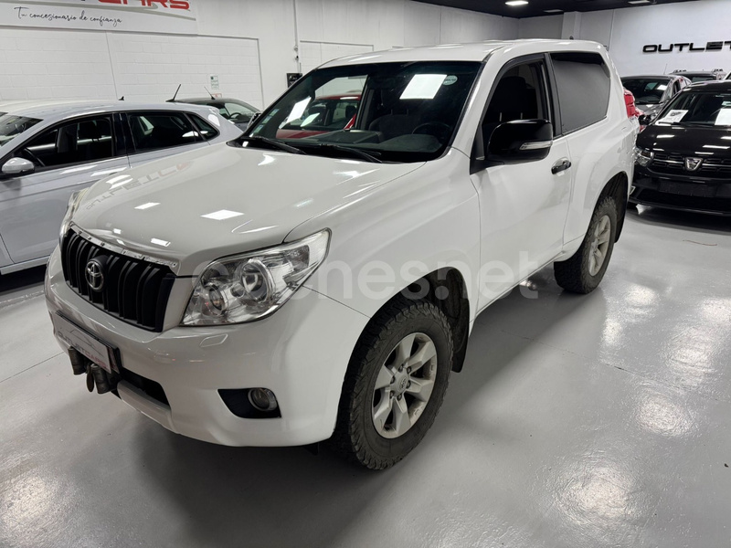 TOYOTA Land Cruiser 3.0 D4D GX