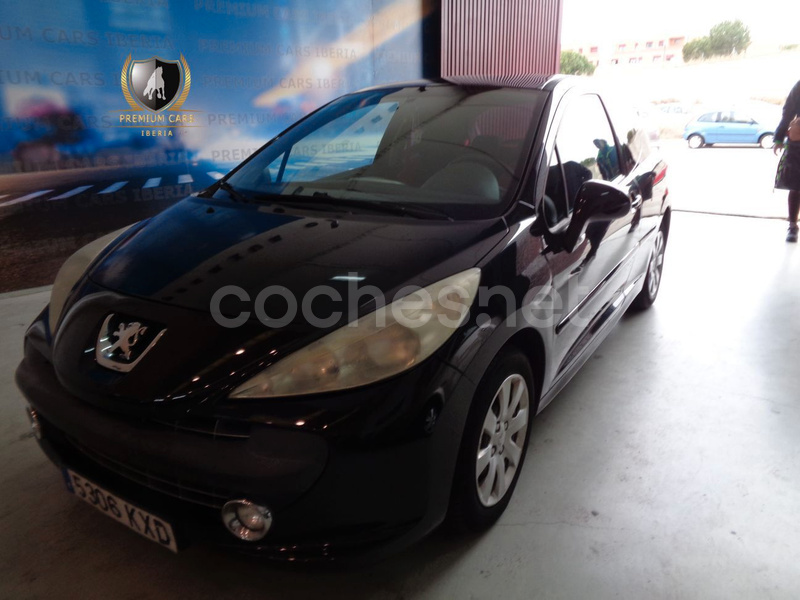 PEUGEOT 207 Premium 1.6 HDI 90