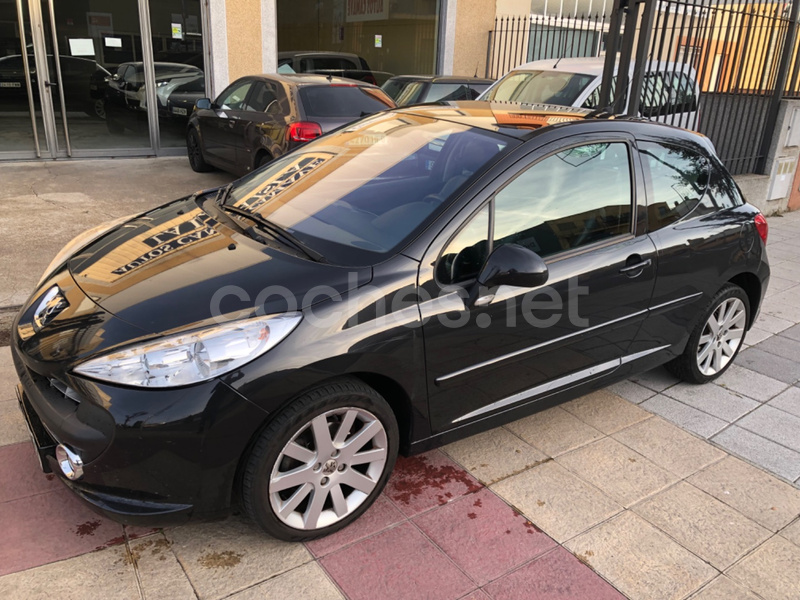 PEUGEOT 207 GT 1.6 THP 150