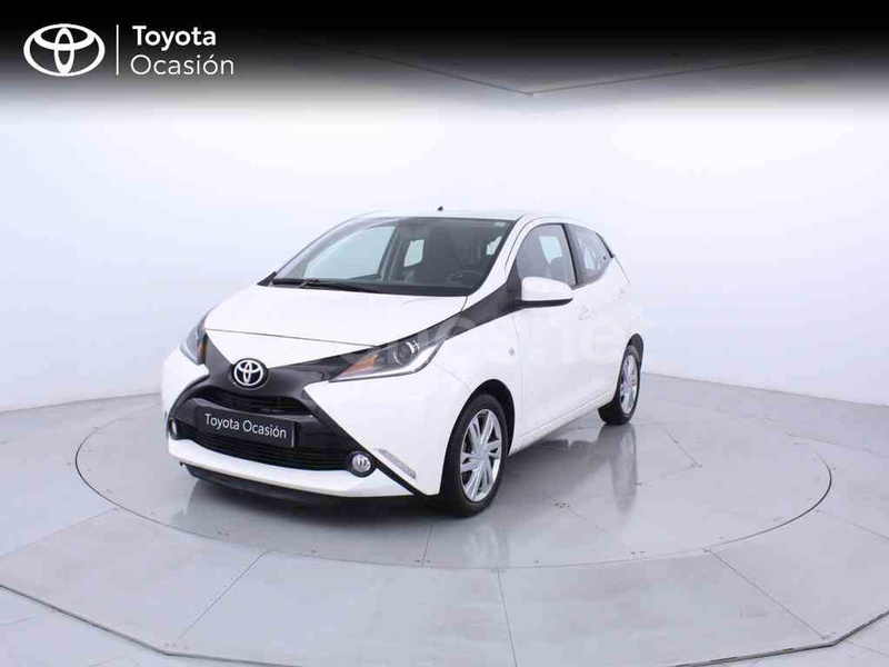 TOYOTA Aygo 1.0 70 xplay