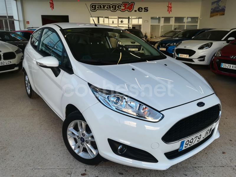 FORD Fiesta 1.25 Duratec White Edition