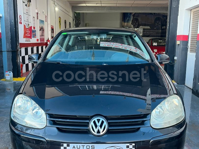 VOLKSWAGEN Golf 1.9 TDI Sportline