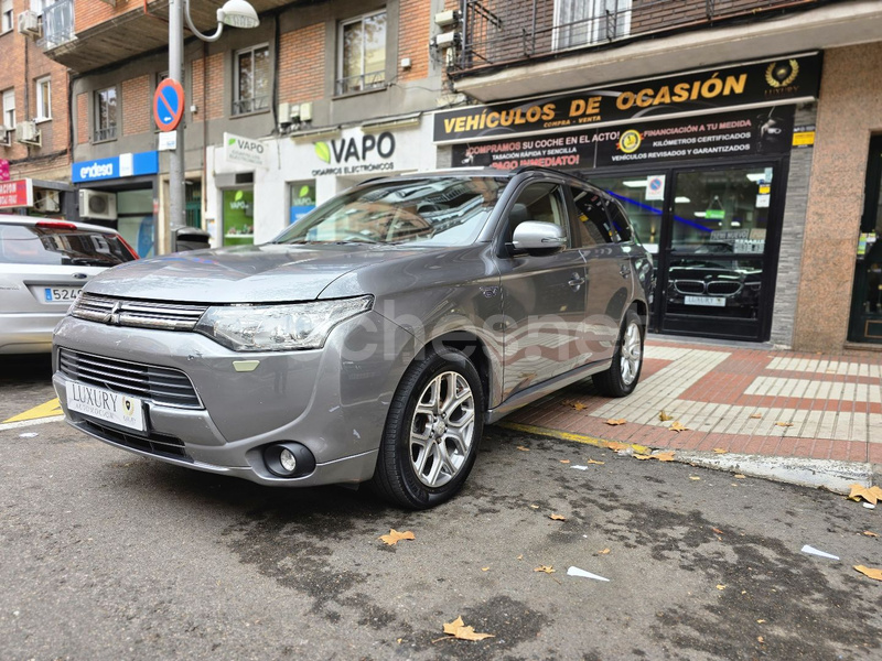 MITSUBISHI Outlander 2.0 PHEV Motion Auto 4WD