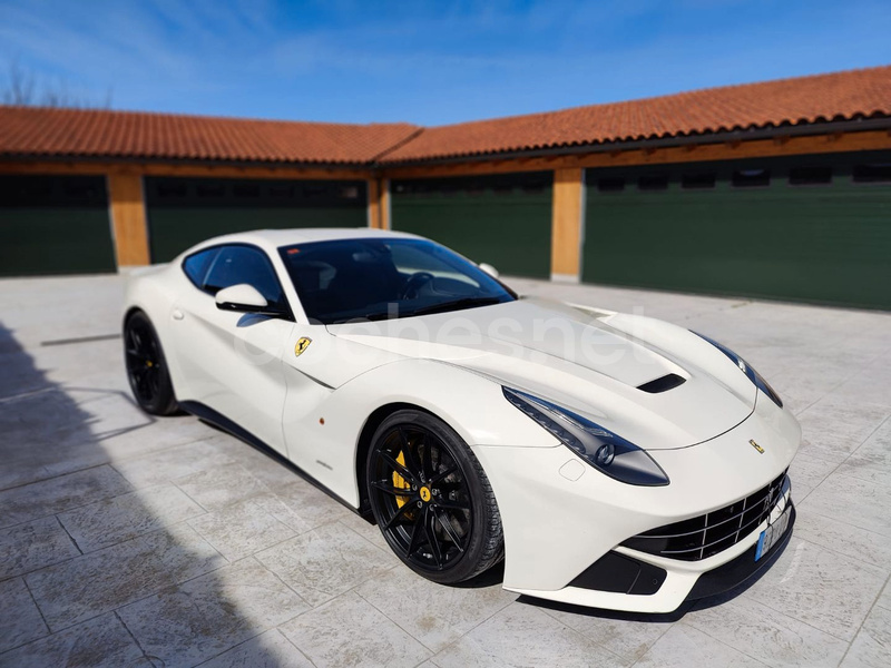 FERRARI F12 berlinetta