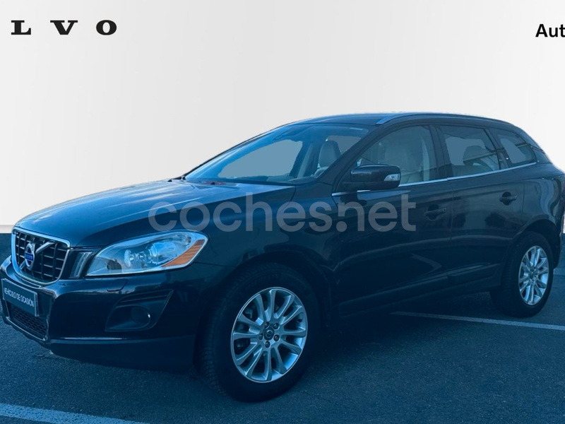 VOLVO XC60 2.4 D5 AWD Summum Auto