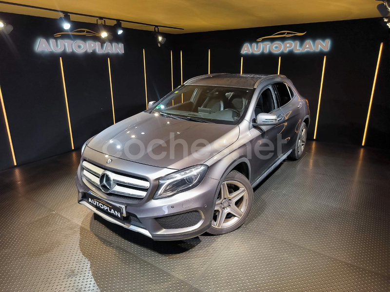 MERCEDES-BENZ Clase GLA GLA 220 d 4MATIC AMG Line