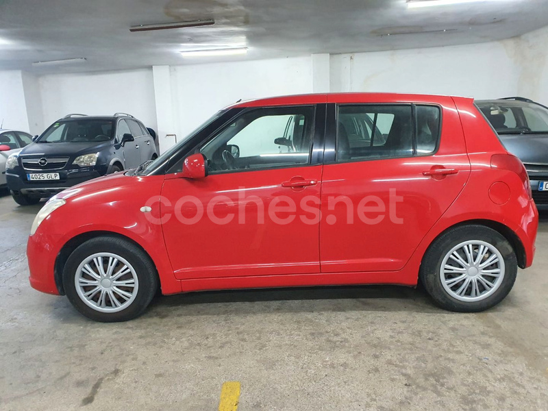 SUZUKI Swift 1.3 GL