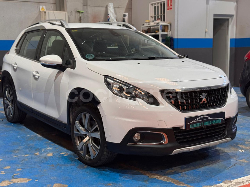 PEUGEOT 2008 Allure BlueHDi 120 SS EAT6