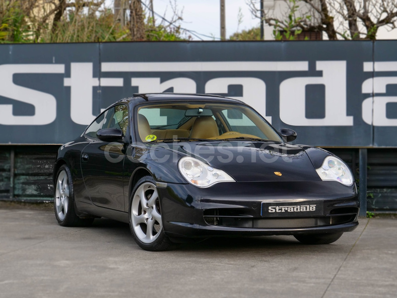 PORSCHE 911 Carrera 4 Coupe