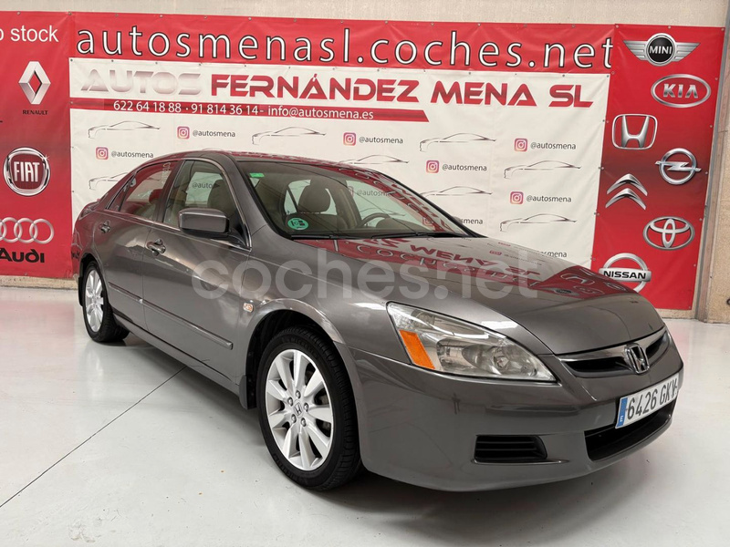 HONDA Accord 2.4 Executive Piel Nav ACC Auto