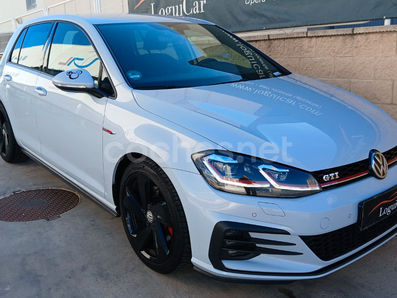 VOLKSWAGEN Golf GTI 2.0 TSI DSG