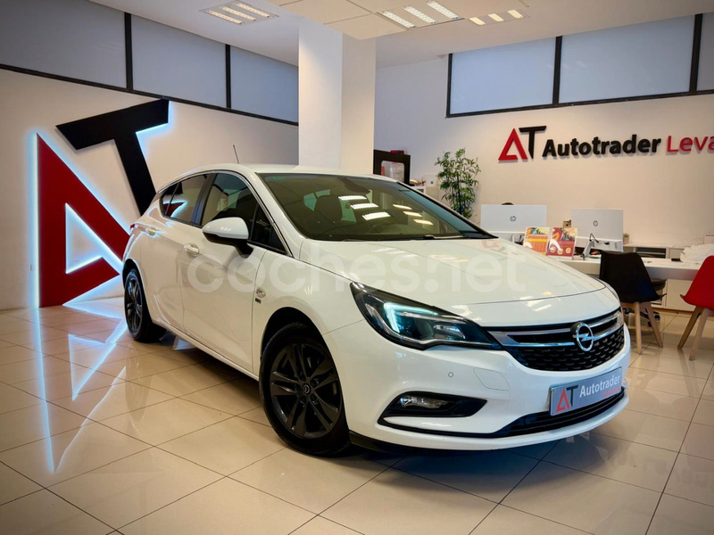 OPEL Astra 1.4 Turbo Dynamic