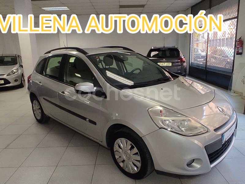 RENAULT Clio Grand Tour Expression TCE100 eco2