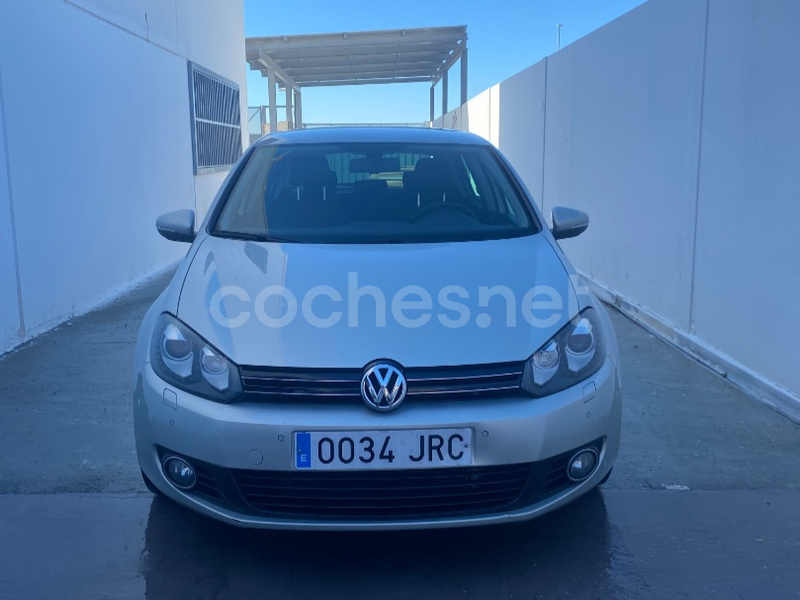 VOLKSWAGEN Golf 1.6 TDI DPF DSG Sport