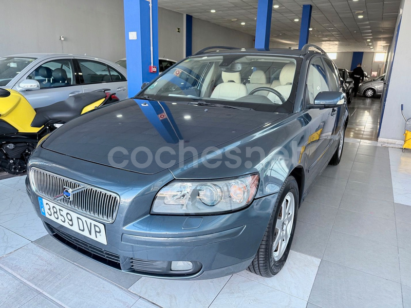 VOLVO V50 1.8 Summum