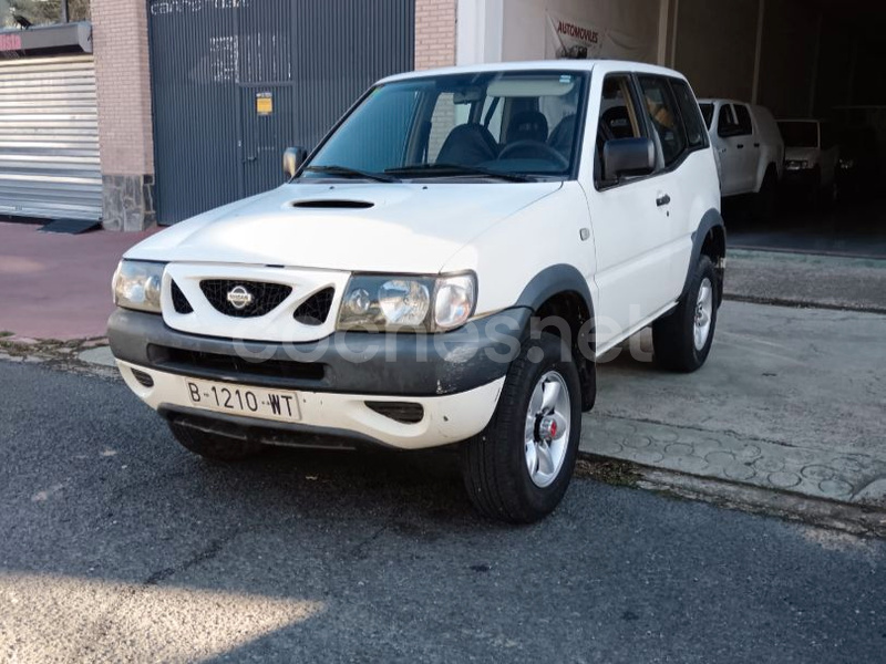 NISSAN Terrano II 2.7 TDi Comfort