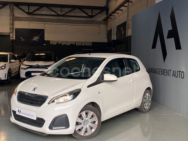 PEUGEOT 108 Top Allure 1.2 PureTech 82