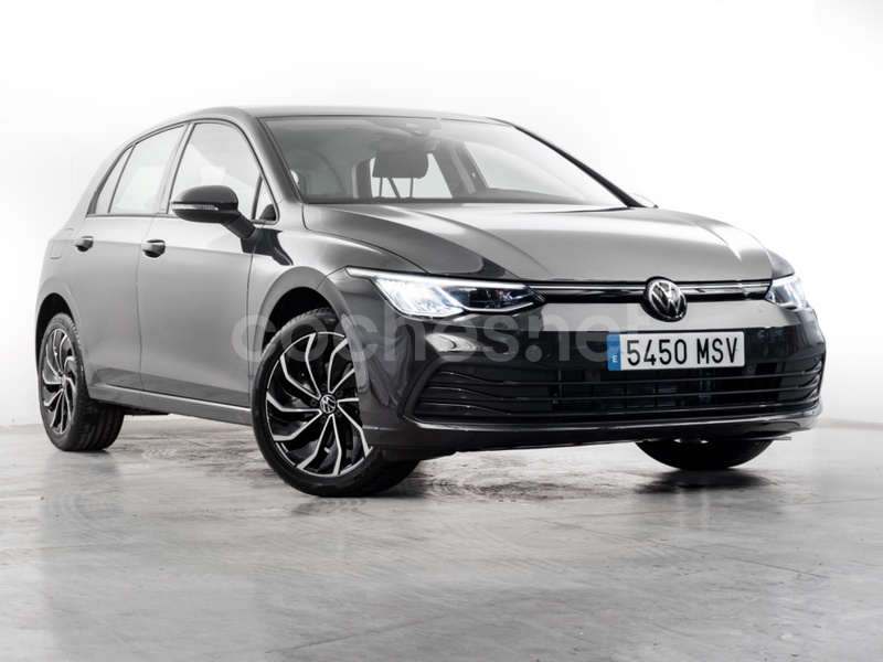 VOLKSWAGEN Golf Life 1.0 eTSI DSG