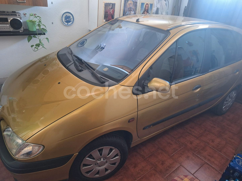 RENAULT Mégane SCENIC AUTHENTIQUE 1.9DTI