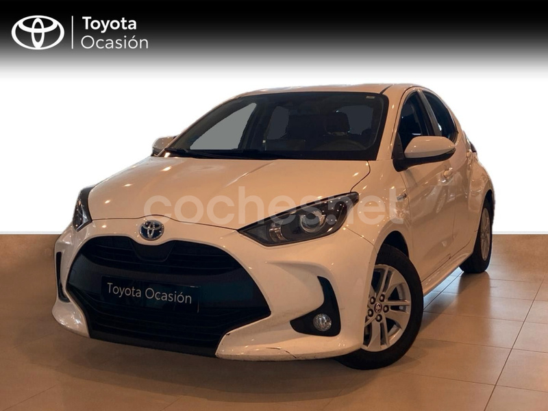 TOYOTA Yaris 1.5 120H Business Plus