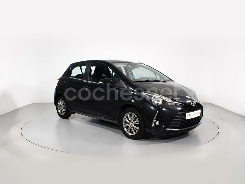 TOYOTA Yaris 1.0 70 Business