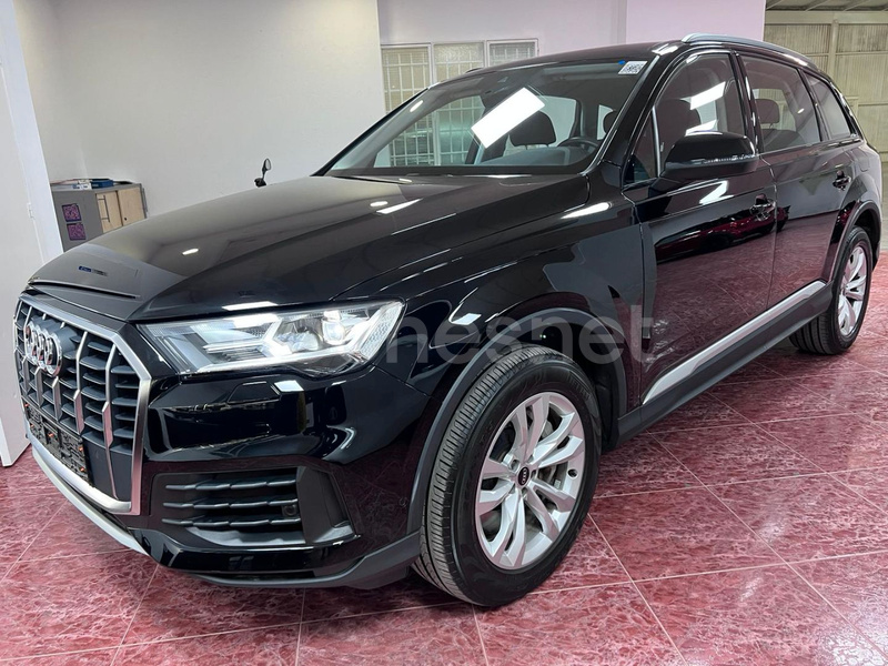 AUDI Q7 55 TFSIe quattro tiptronic