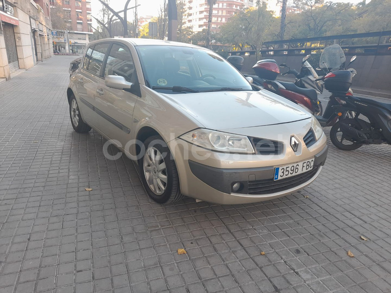 RENAULT Mégane Confort Authentique 1.5dCi105