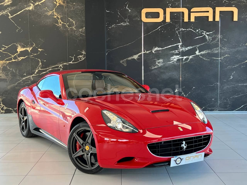 FERRARI California 4.3 V8 4 plazas