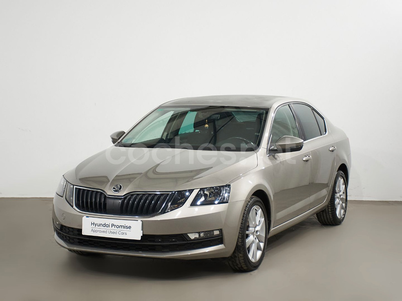 SKODA Octavia 1.5 TSI DSG Like