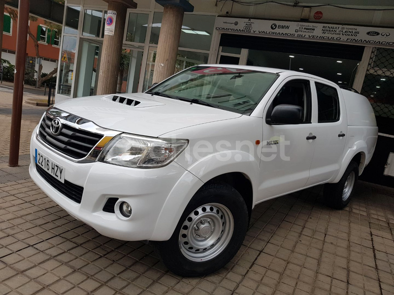 TOYOTA Hilux 2.5 D4D Doble Cabina VX 4x4