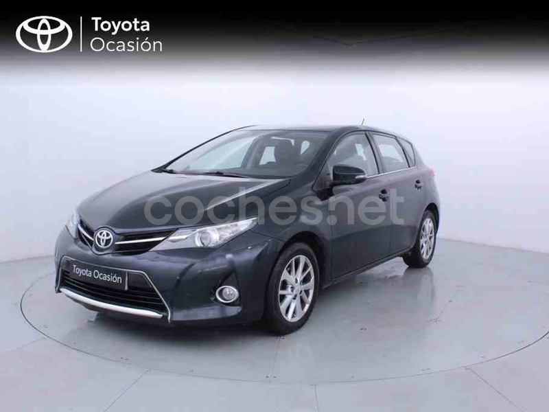 TOYOTA Auris 130 Active