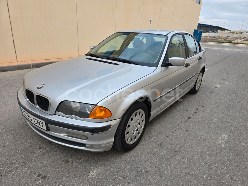 BMW Serie 3 318i