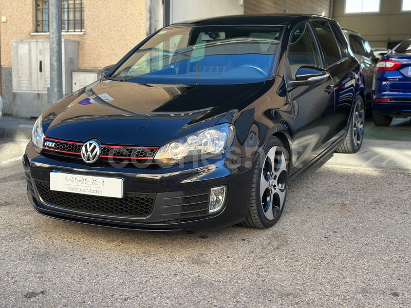 VOLKSWAGEN Golf 2.0 TSI DSG 6 vel GTI