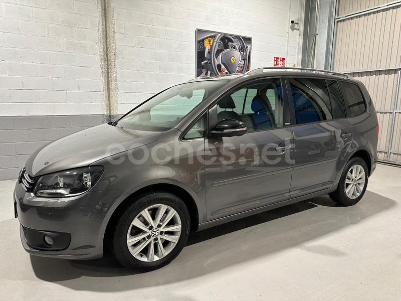 VOLKSWAGEN Touran 2.0 TDI Advance