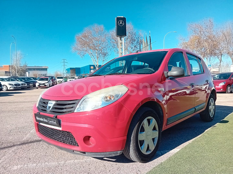 DACIA Sandero Base 1.2 16v E5